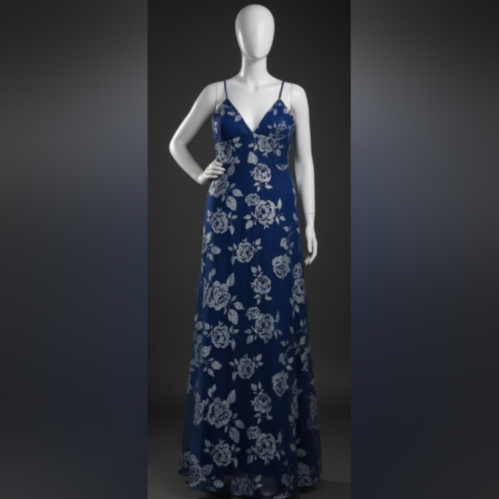 Elegant Blue Floral Maxi Dress
